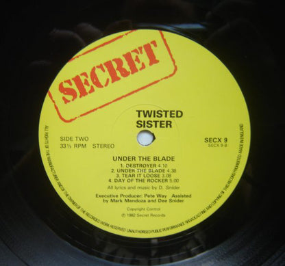 Twisted Sister : Under The Blade (LP, Album, Ast)