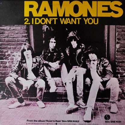 Ramones : Don't Come Close (12", Single, Ltd, Yel)