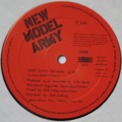 New Model Army : Here Comes The War (12", Maxi, Pos)