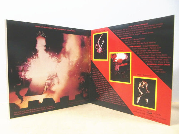 Raven (6) : Live At The Inferno (2xLP, Album, Gat)