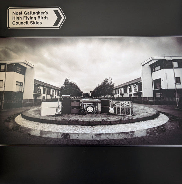Noel Gallagher's High Flying Birds : Council Skies (LP, Album, Ltd, Num, Bla)